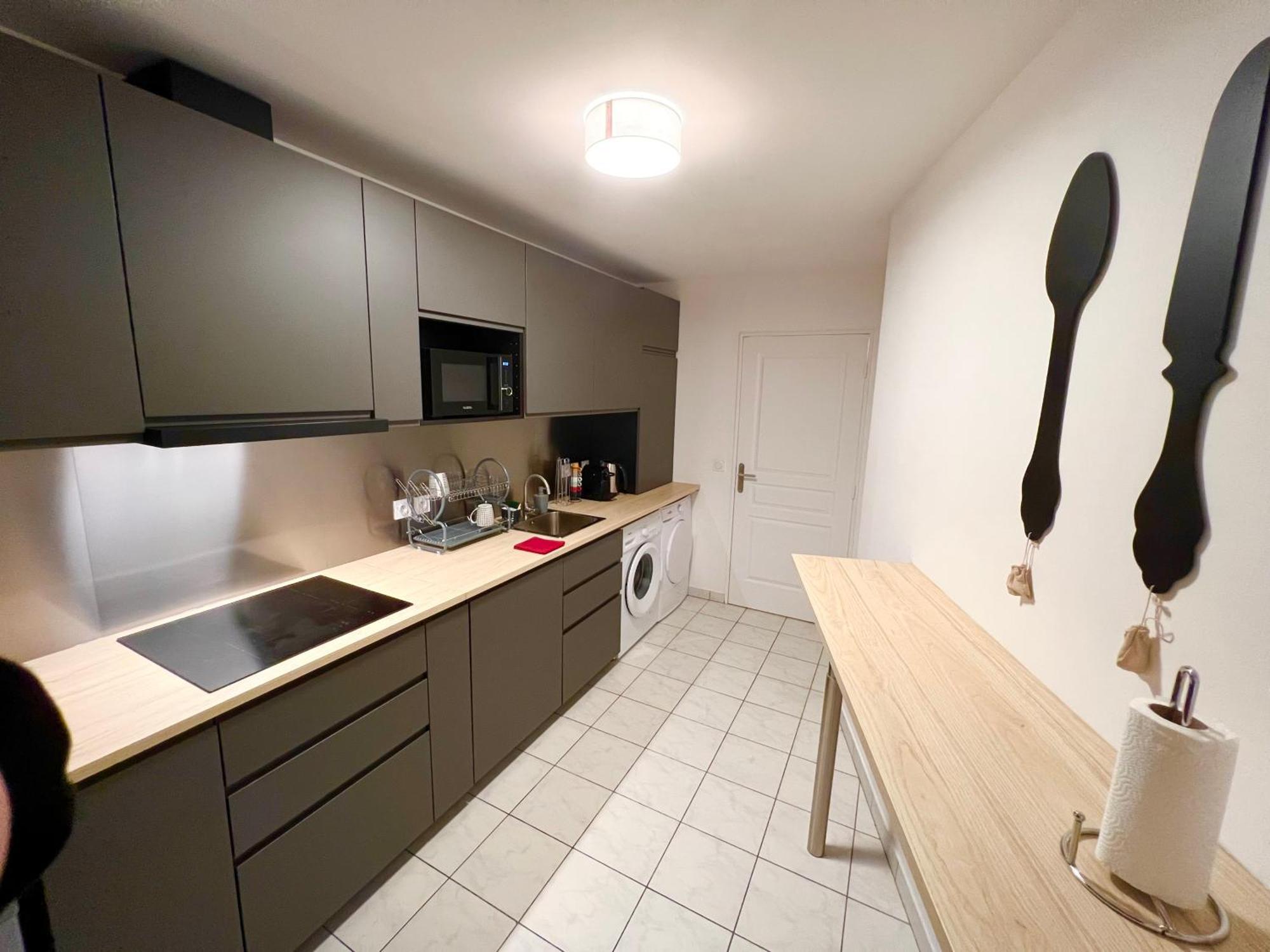 Paris-Montrouge Magnifique Appartement 3 Pieces De 75M2 Avec Parking - Tres Cosy Pour 1 - 8 Personnes Refait A Neuf -Entire Apartment Luxurious And Warm -Montrouge Paris 14Eme - Proche Aeroport Orly Parc Expositions Porte De Versailles Free Wifi Grat Dış mekan fotoğraf