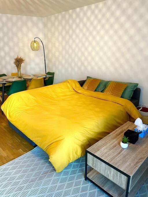 Paris-Montrouge Magnifique Appartement 3 Pieces De 75M2 Avec Parking - Tres Cosy Pour 1 - 8 Personnes Refait A Neuf -Entire Apartment Luxurious And Warm -Montrouge Paris 14Eme - Proche Aeroport Orly Parc Expositions Porte De Versailles Free Wifi Grat Dış mekan fotoğraf